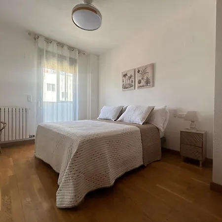 Atico Con Vistas Al Mercado Opcion De Parking Apartament