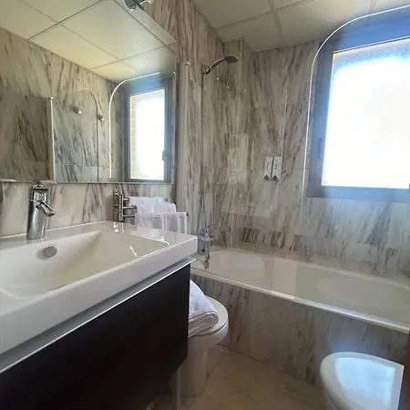 Atico Con Vistas Al Mercado Opcion De Parking * Saragossa