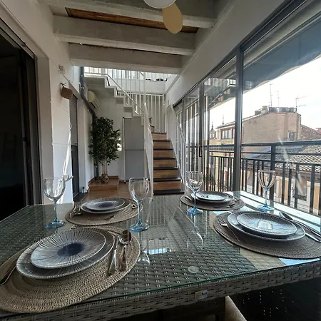 Atico Con Vistas Al Mercado Opcion De Parking *