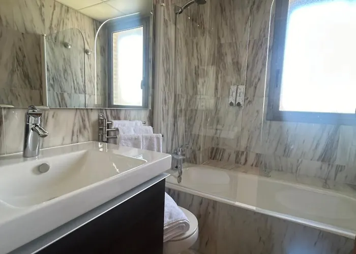 Atico Con Vistas Al Mercado Opcion De Parking * Zaragoza